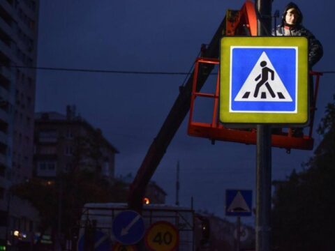 Дорожники в Истре отремонтировали знаки на 6 улицах новости Истра 